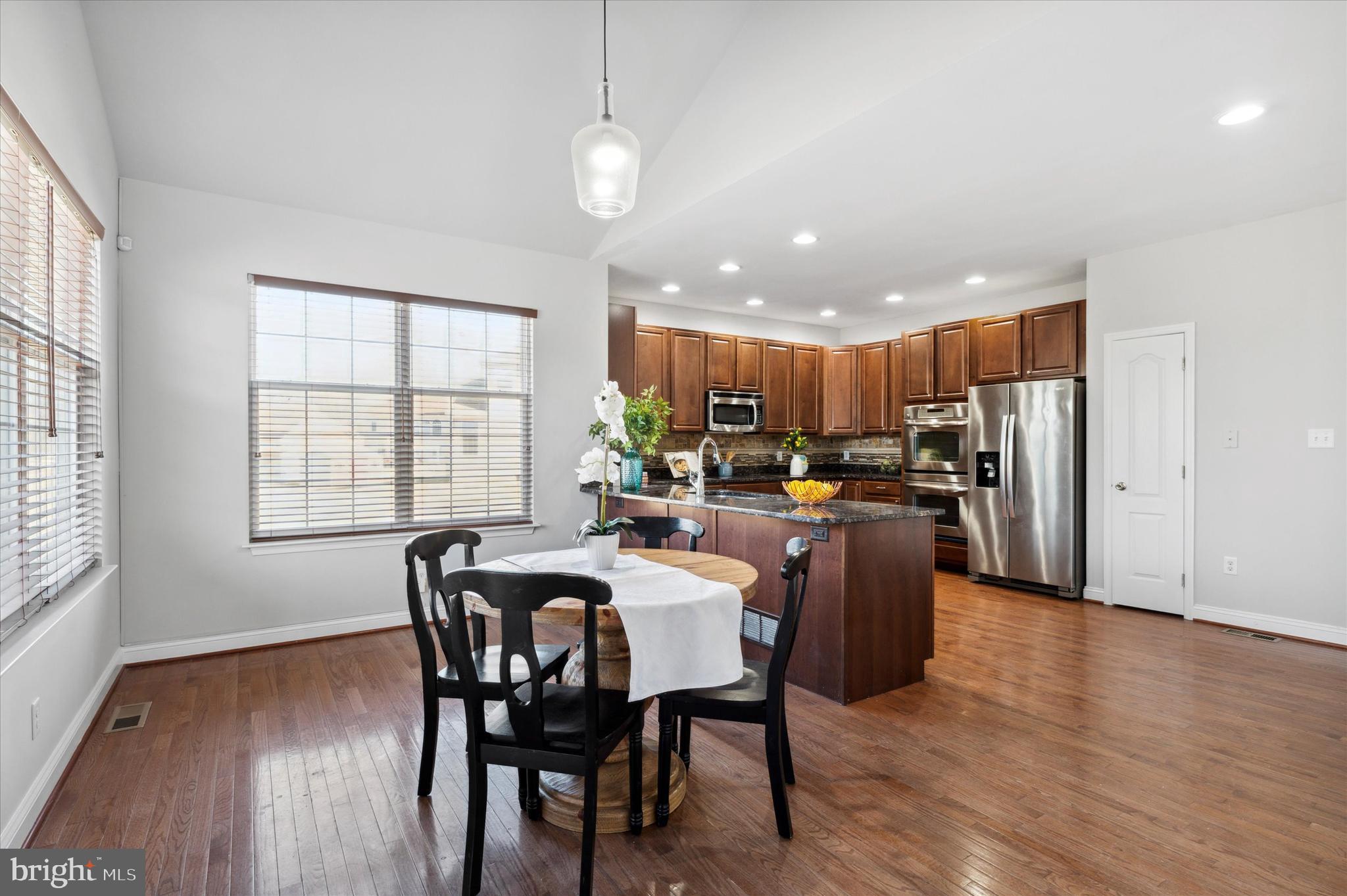 304 Friedman Drive New Castle, DE 19720 - Photo 16 of 40 Breakfast Area