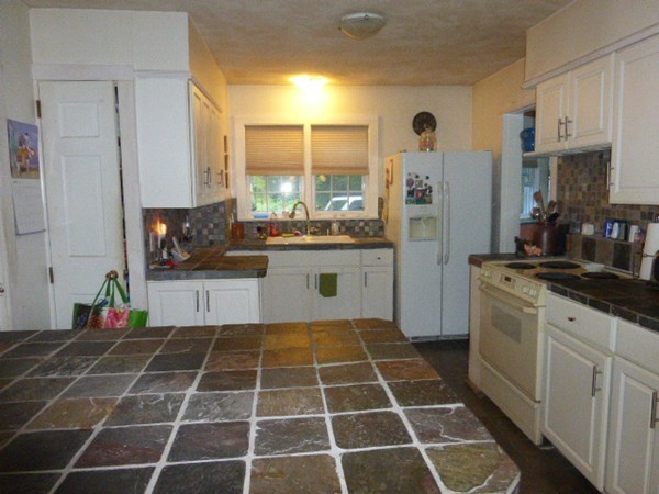 110 Brickyard Road Southampton, MA 01073 - Photo 3 of 22