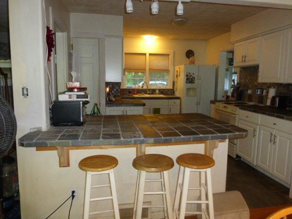110 Brickyard Road Southampton, MA 01073 - Photo 4 of 22