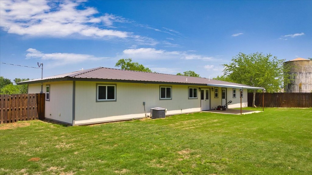 1211 Collins Street Mason, TX 76856 - Photo 15 of 16