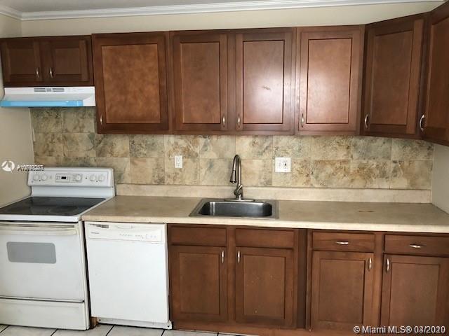 848 West 2nd Street Riviera Beach, FL 33404 - Photo 2 of 15 Gallery Image 2