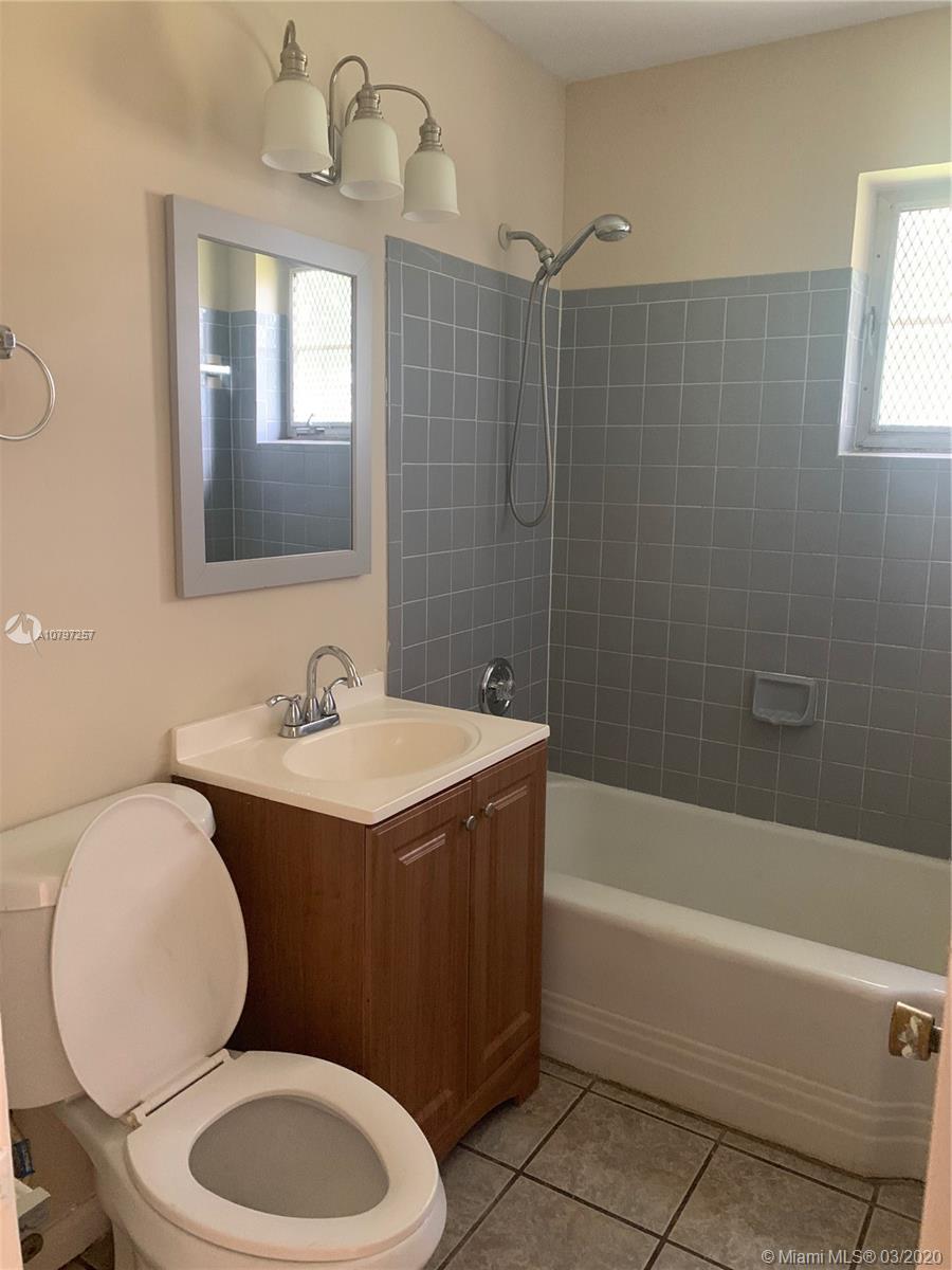 848 West 2nd Street Riviera Beach, FL 33404 - Photo 7 of 15 Gallery Image 7