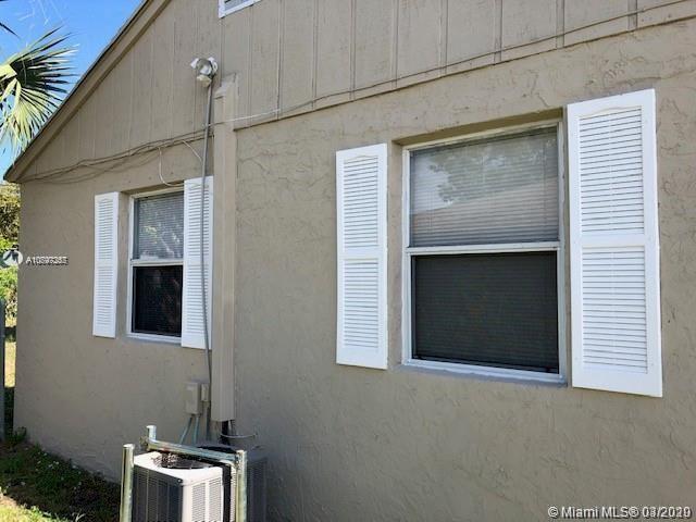 848 West 2nd Street Riviera Beach, FL 33404 - Photo 10 of 15 Gallery Image 10