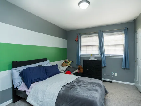 $325,000 | 3005 Green Meadow Lane, Cary, IL 60013