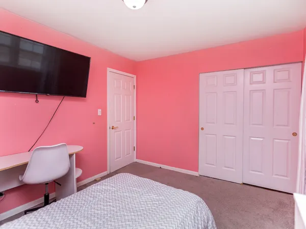 $325,000 | 3005 Green Meadow Lane, Cary, IL 60013