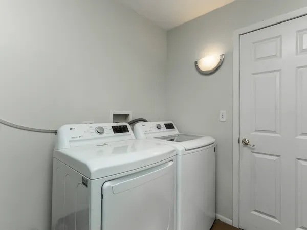 $325,000 | 3005 Green Meadow Lane, Cary, IL 60013