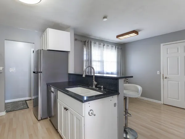$325,000 | 3005 Green Meadow Lane, Cary, IL 60013