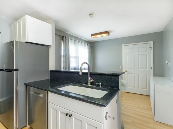 $325,000 | 3005 Green Meadow Lane, Cary, IL 60013