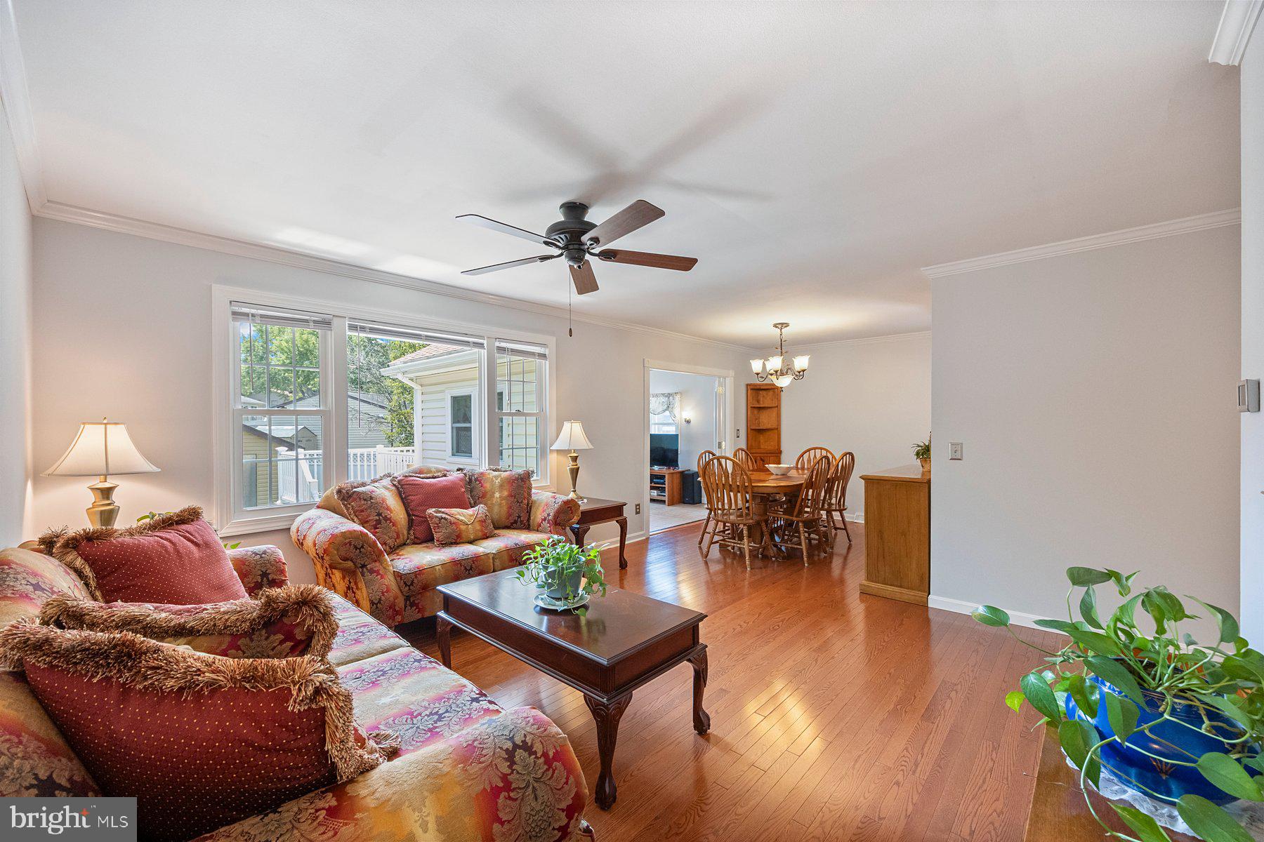 496 Maple Ridge Lane Odenton, MD 21113 - Photo 3 of 41 Spacious and Bright