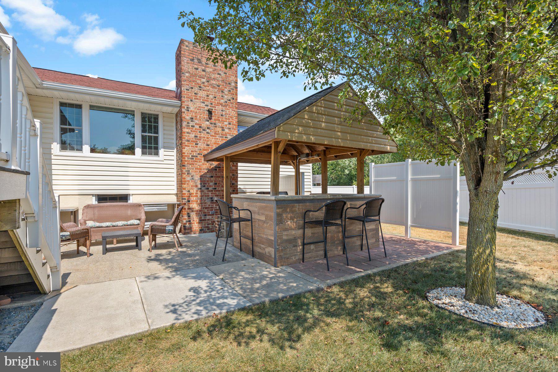 496 Maple Ridge Lane Odenton, MD 21113 - Photo 33 of 41 Tiki Time