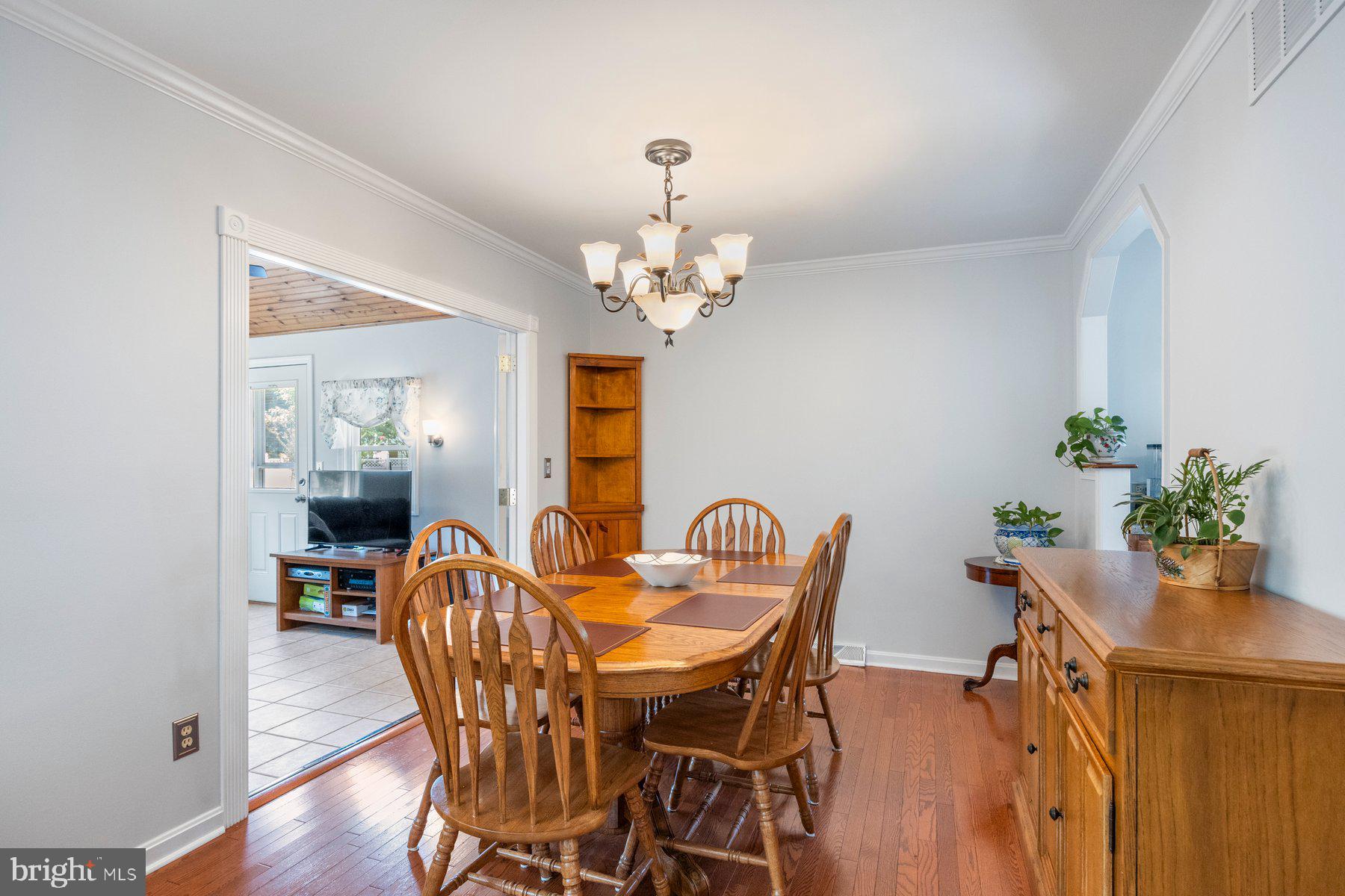 496 Maple Ridge Lane Odenton, MD 21113 - Photo 10 of 41 Separate Dinning Area
