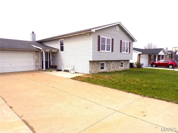 $349,000 | 1455 Bridlespur Drive, Wentzville, MO 63385