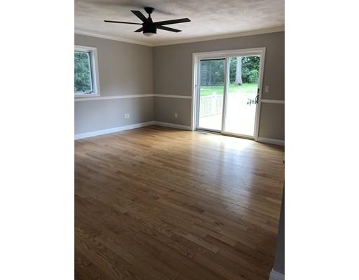 75 Locust Street Middleton, MA 01949 - Photo 10 of 27 Gallery Image 10