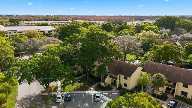 $279,900 | 3053 Carambola Circle South, Unit 3053, Coconut Creek, FL 33066