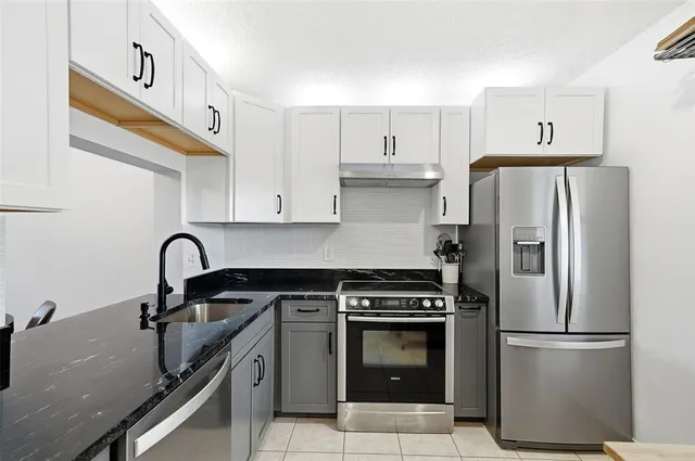 $279,900 | 3053 Carambola Circle South, Unit 3053, Coconut Creek, FL 33066