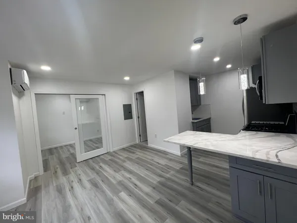 $1,275 | 735 South 9th Street, Unit 4, Philadelphia, PA 19147