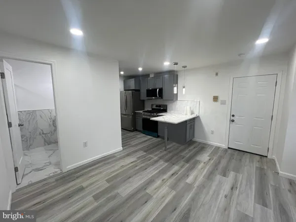 $1,275 | 735 South 9th Street, Unit 4, Philadelphia, PA 19147