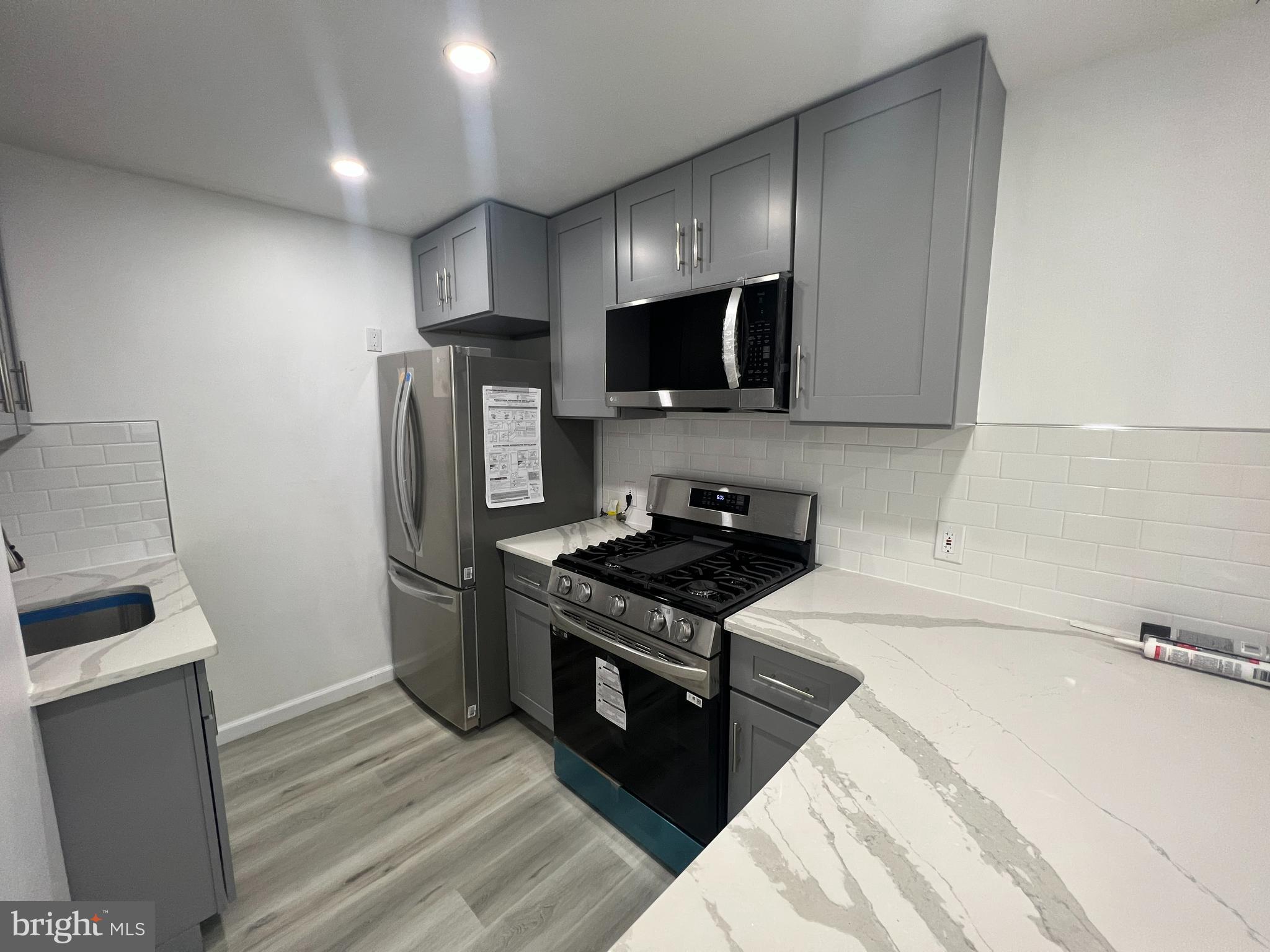 735 South 9th Street, Unit 4 Philadelphia, PA 19147 - Photo 14 of 17