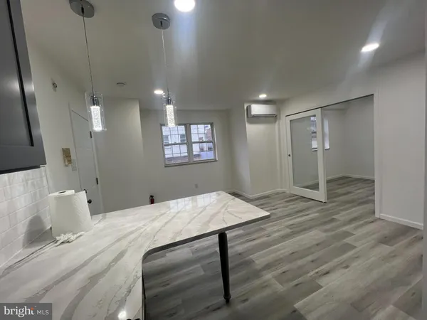 $1,275 | 735 South 9th Street, Unit 4, Philadelphia, PA 19147