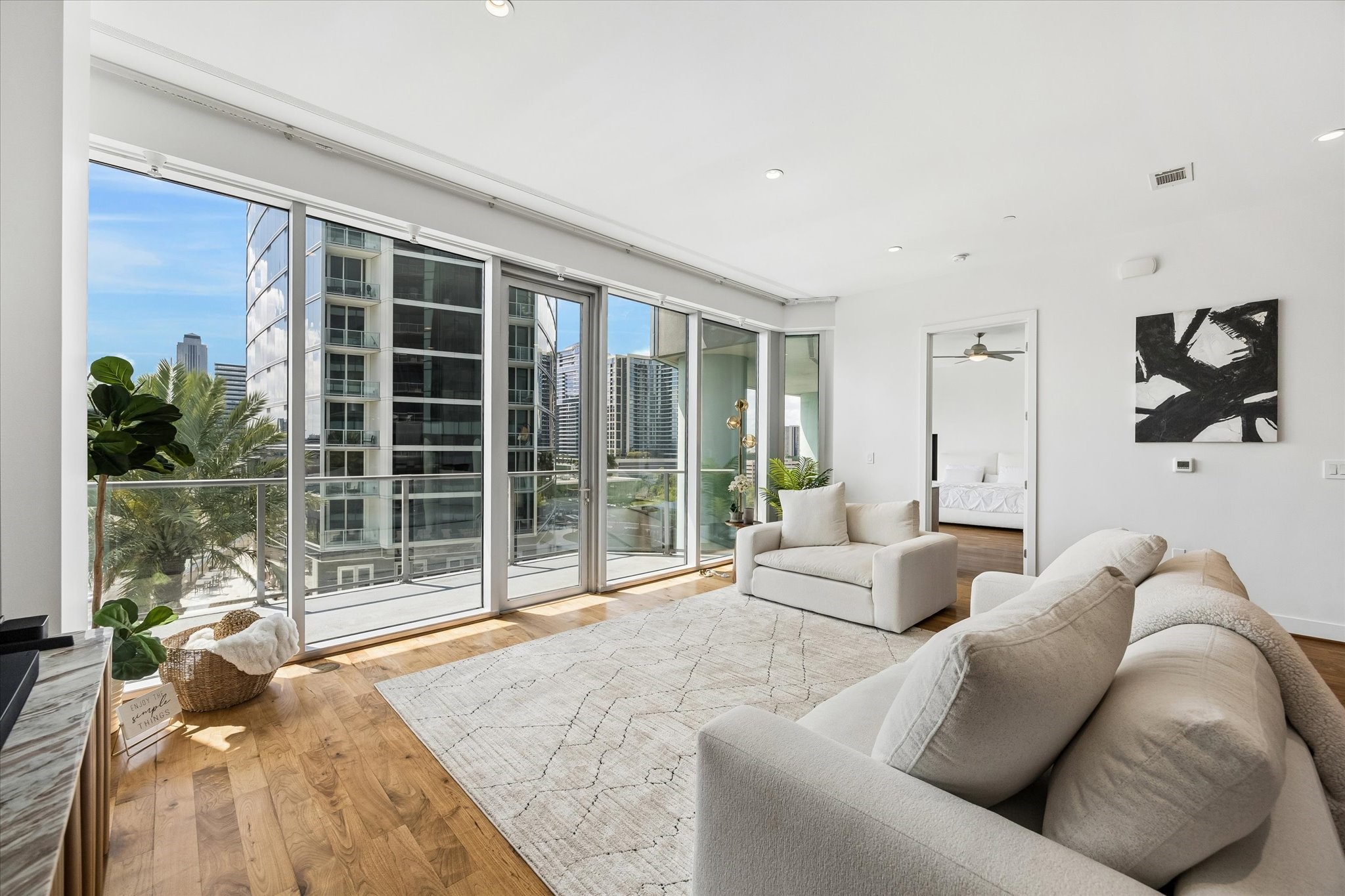 1600 Post Oak Boulevard, Unit 1006 Houston, TX 77056 - Photo 1 of 18