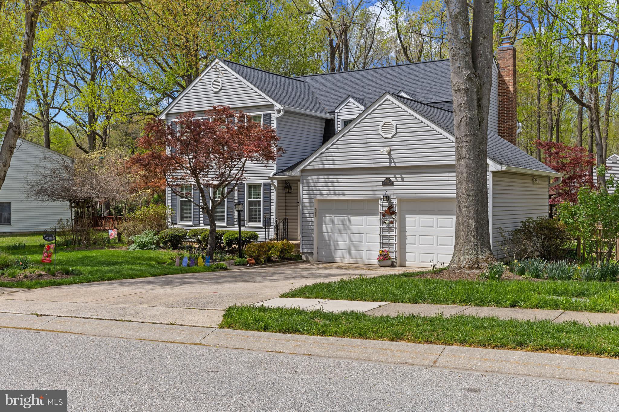 6030 Watch Chain Way Columbia, MD 21044 - Photo 2 of 90 front view of a house with a yard