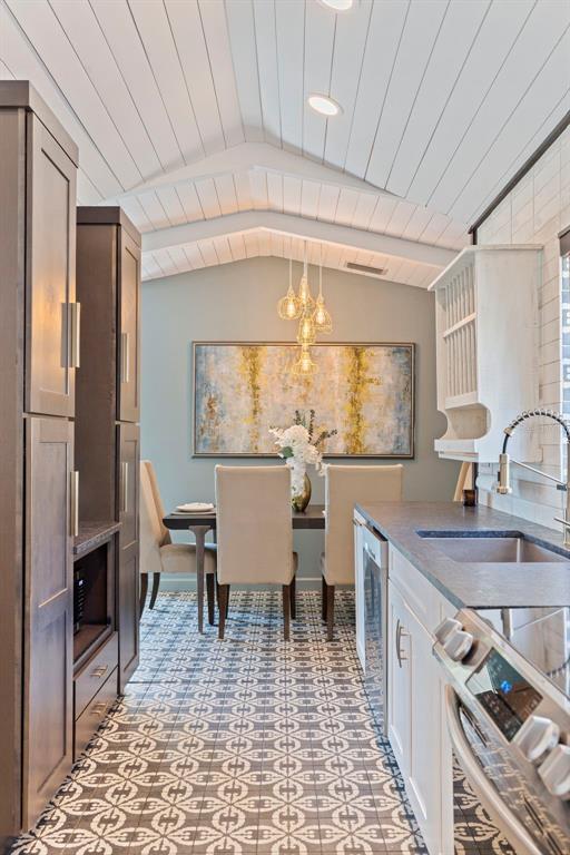 1610 14th Street North St. Petersburg, FL 33704 - Photo 12 of 38