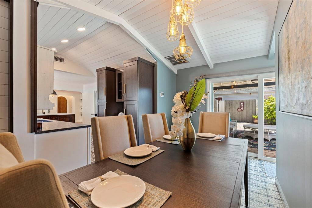 1610 14th Street North St. Petersburg, FL 33704 - Photo 15 of 38