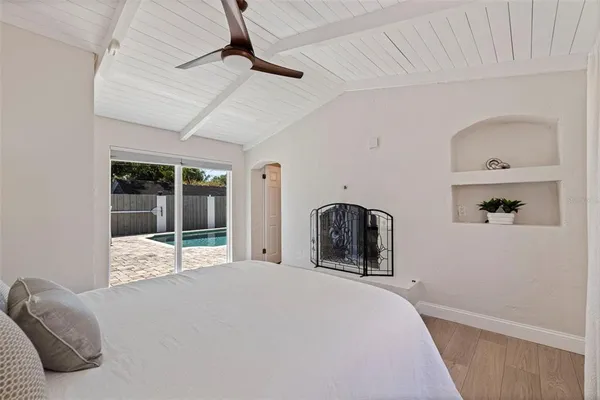 $895,000 | 1610 14th Street North, St. Petersburg, FL 33704