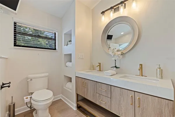 $895,000 | 1610 14th Street North, St. Petersburg, FL 33704