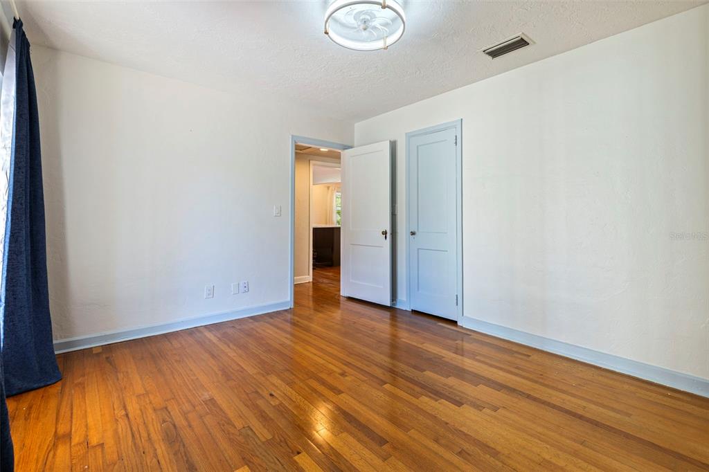 1610 14th Street North St. Petersburg, FL 33704 - Photo 28 of 38