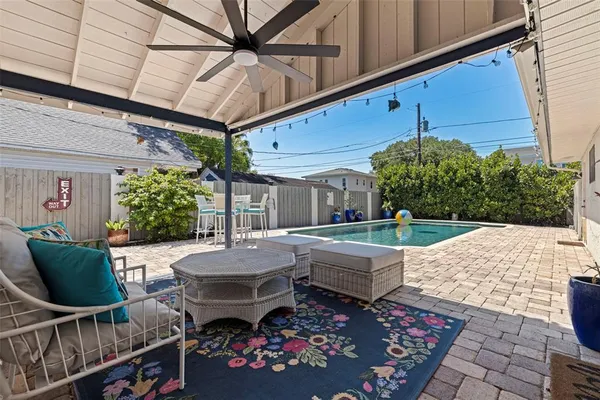 $895,000 | 1610 14th Street North, St. Petersburg, FL 33704