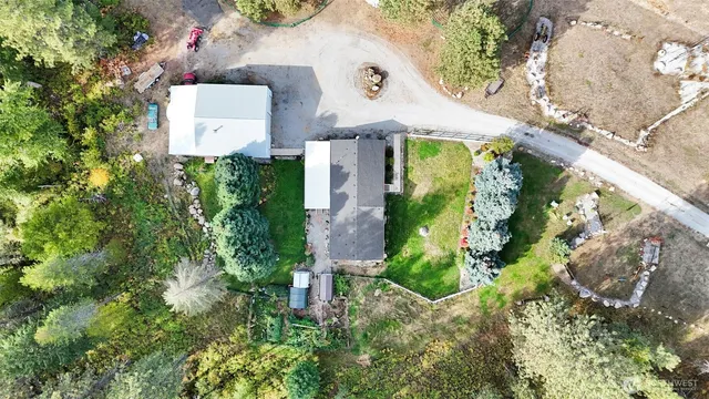 $560,000 | 38911 North Newport Highway, Elk, WA 99009