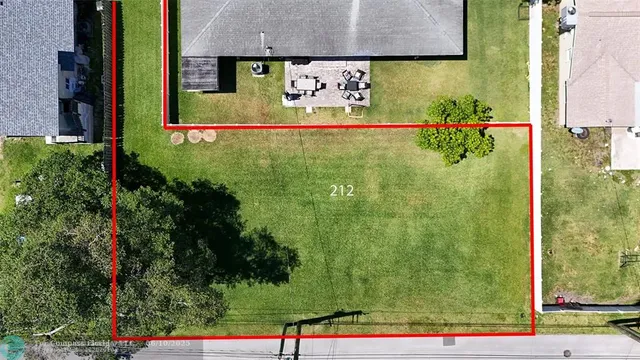 a view of a outdoor space