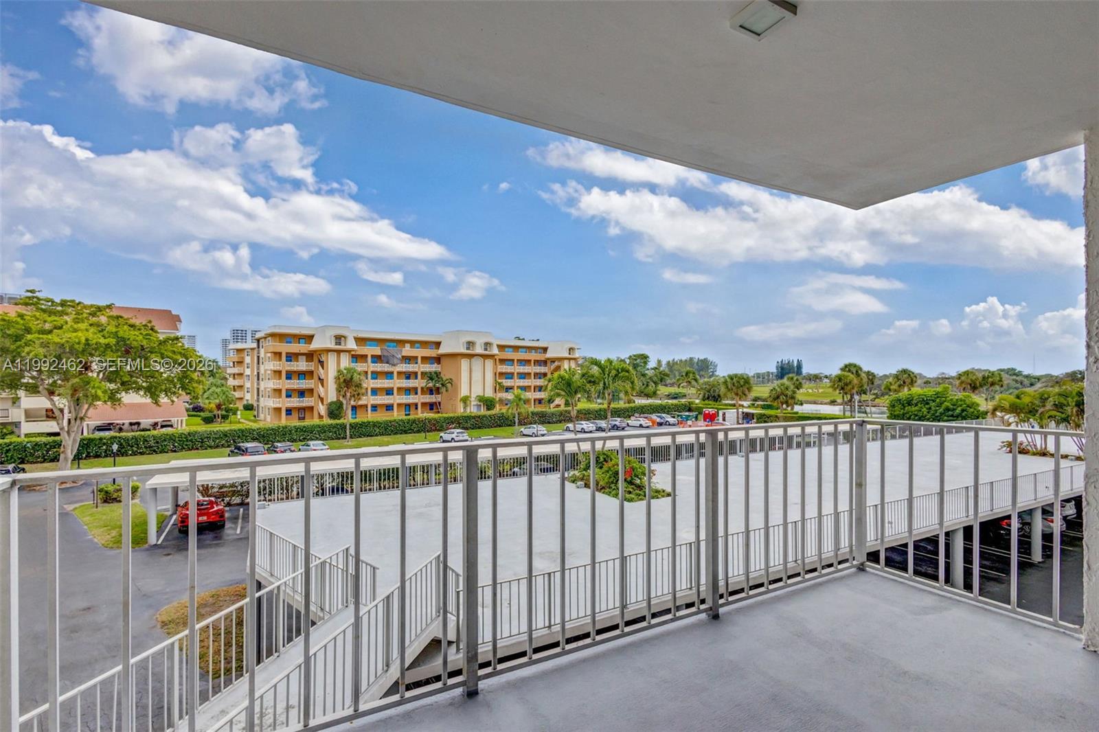 336 Golfview Road, Unit 311 North Palm Beach, FL 33408 - Photo 36 of 62