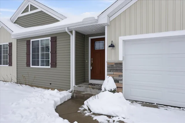 $364,000 | 10476 Schrier Lane, Portage, MI 49024