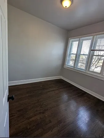 $1,900 | 7545 South May Street, Unit 3, Chicago, IL 60620