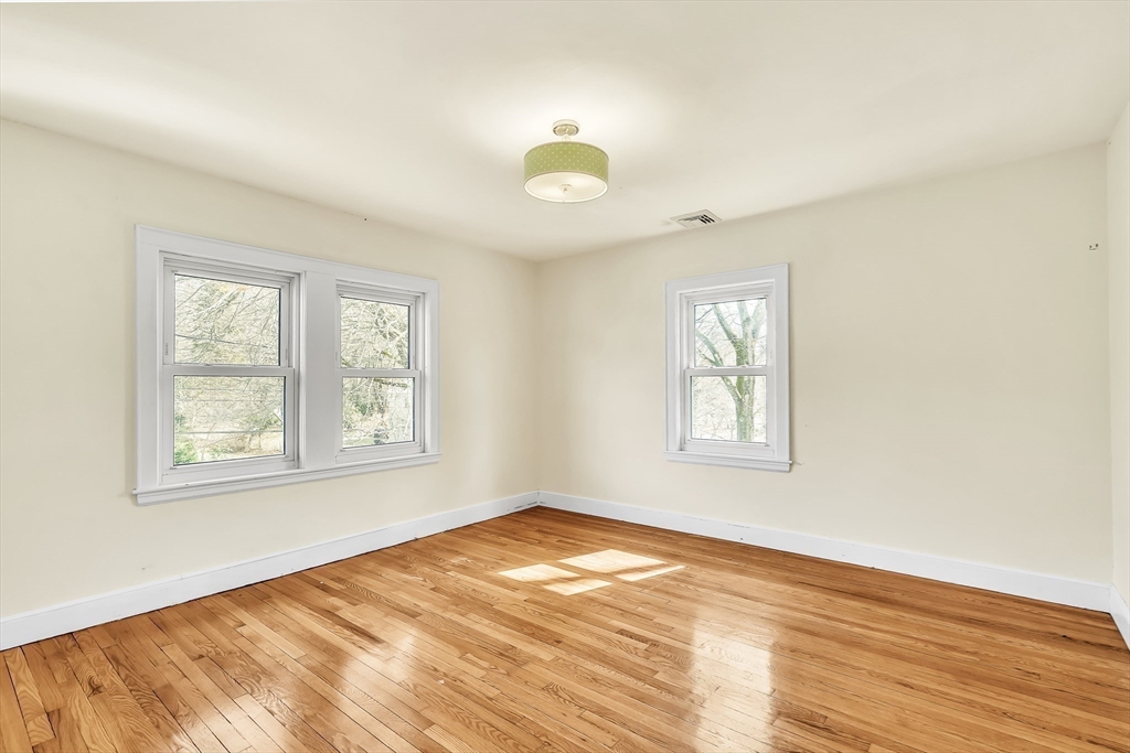 46 Outlook Drive Lexington, MA 02421 - Photo 19 of 25