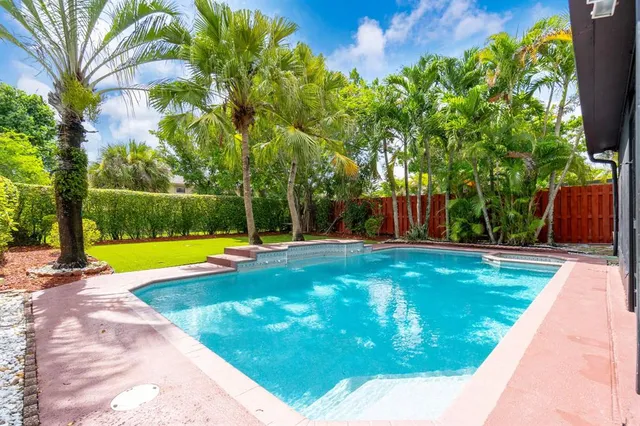 $509,998 | 3981 Northwest 81st Terrace, Coral Springs, FL 33065