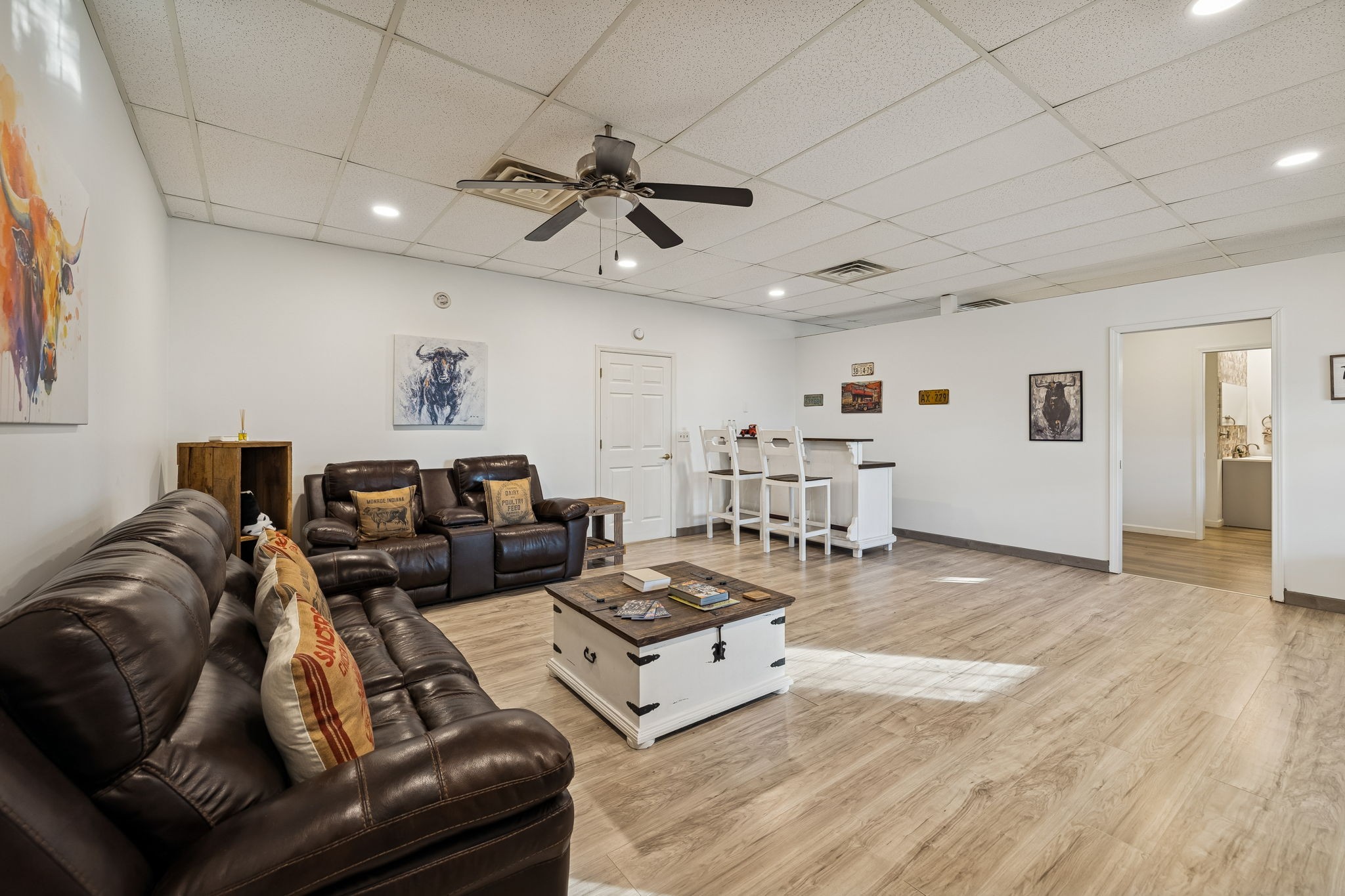 814 Denning Ford Road Portland, TN 37148 - Photo 78 of 99 a living room with furniture and a wooden floor