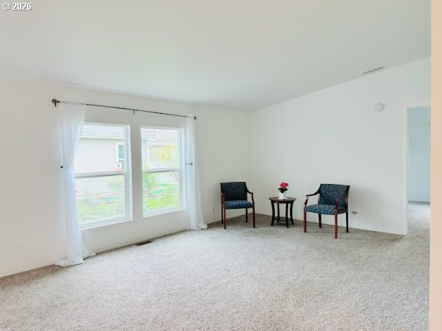 2438 Maia Loop Springfield, OR 97477 - Photo 7 of 26 Living Room