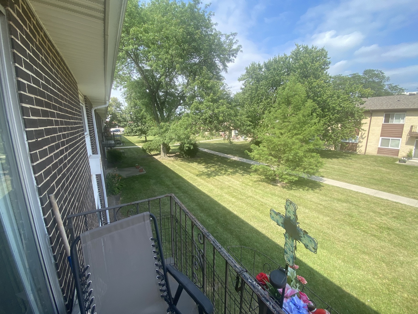 9581 Dee Road, Unit 2L Des Plaines, IL 60016 - Photo 27 of 31