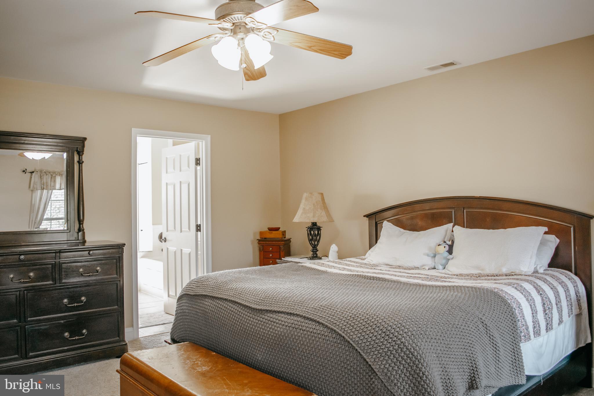 323 Roe Ingleside Road, Unit 1 Centreville, MD 21617 - Photo 16 of 50 Gallery Image 16