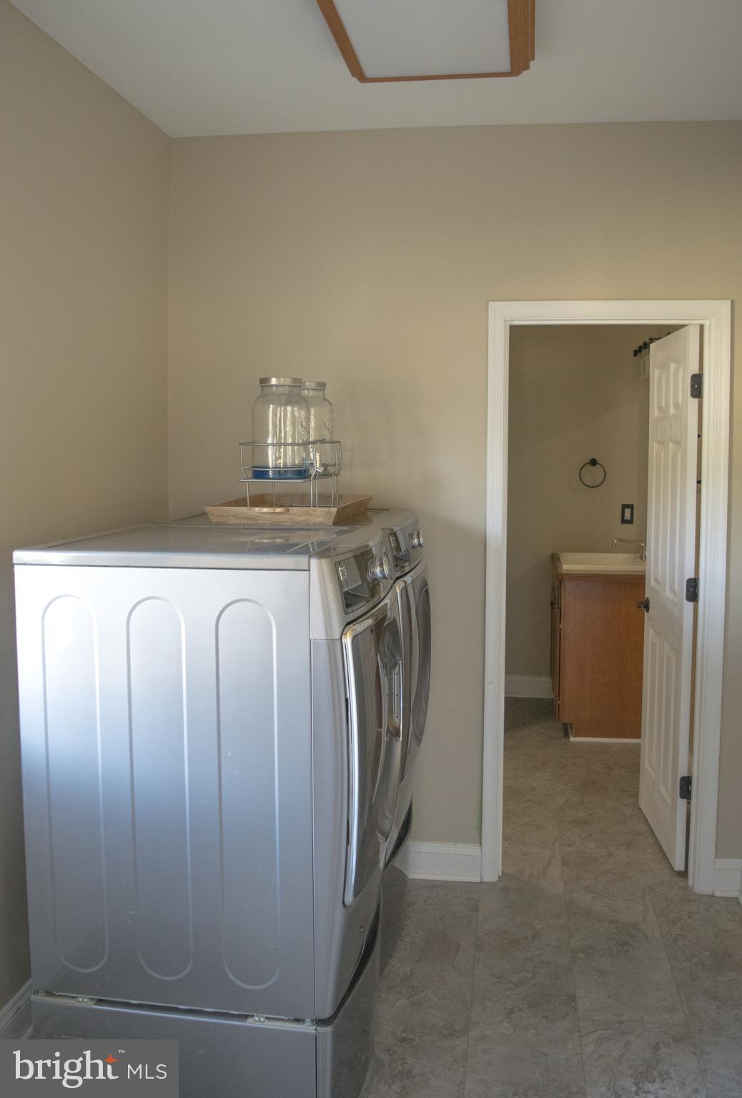 323 Roe Ingleside Road, Unit 1 Centreville, MD 21617 - Photo 37 of 50 Gallery Image 37