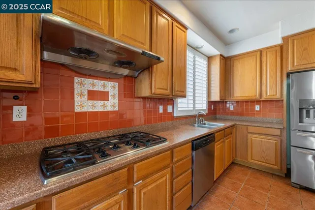 $863,000 | 524 Rosewood Lane, Hercules, CA 94547