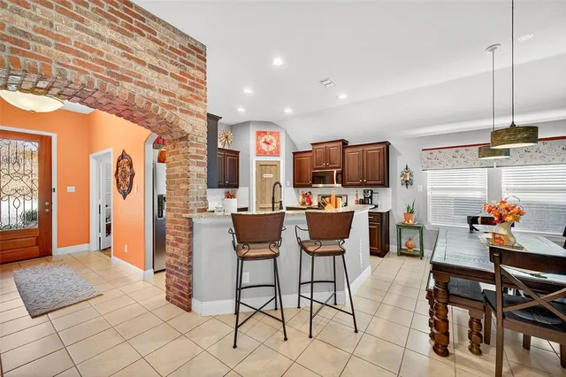 $439,900 | 289 Hilltop Drive, Justin, TX 76247