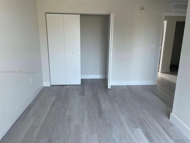 $3,000 | 2555 Northeast 193rd Street, Unit 2220, Miami, FL 33180