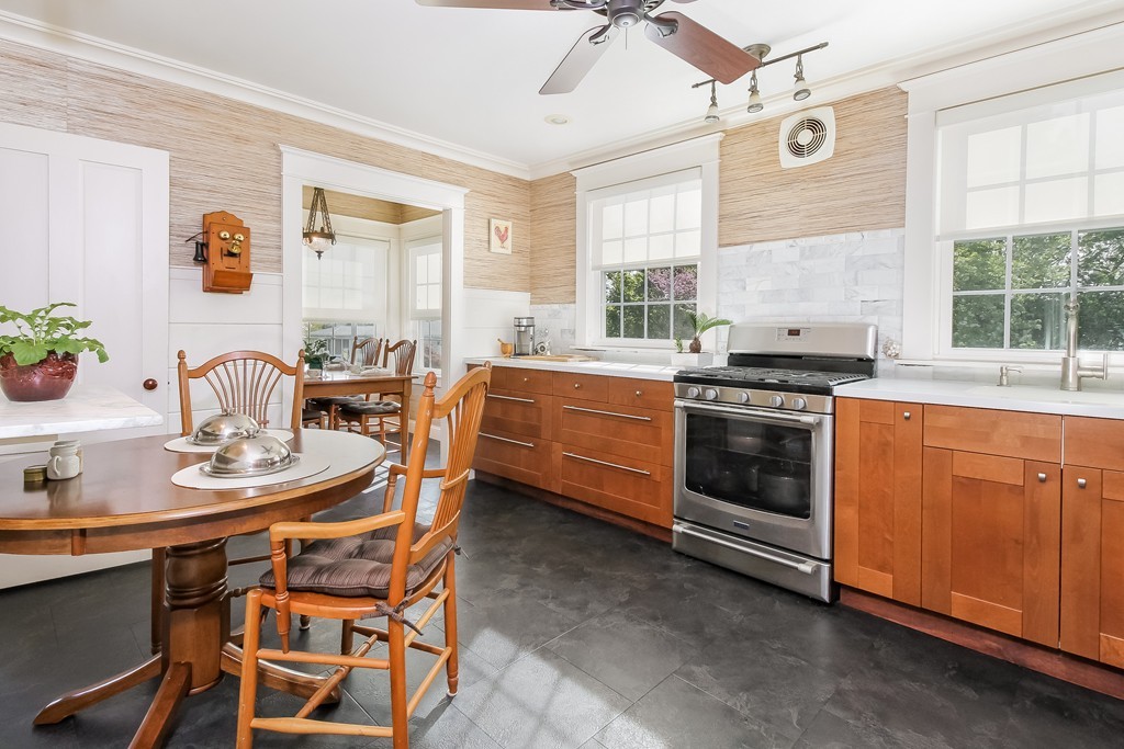 7 Robert Street Tiverton, RI 02878 - Photo 8 of 30