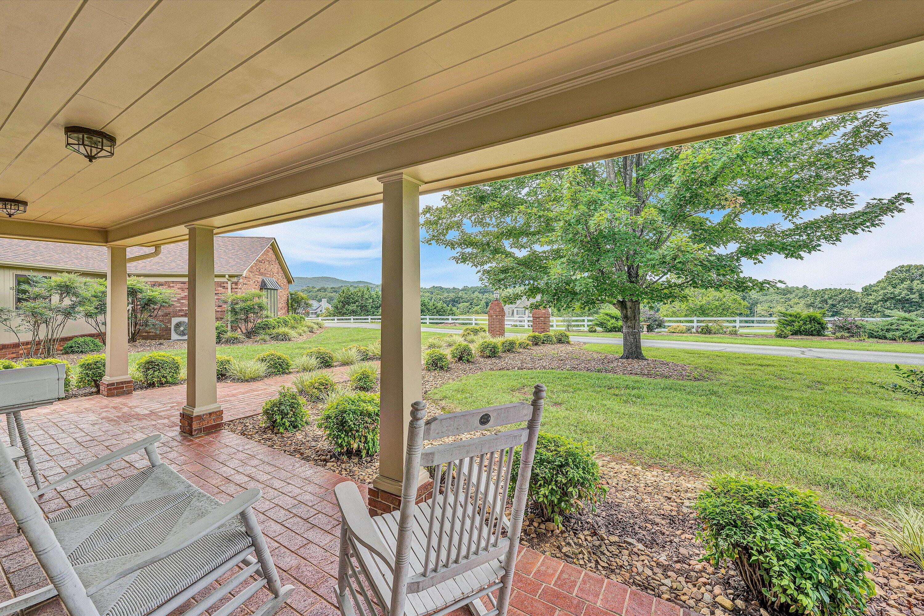 270 Parkside Lane Rocky Mount, VA 24151 - Photo 5 of 55 270 Parkside Lane