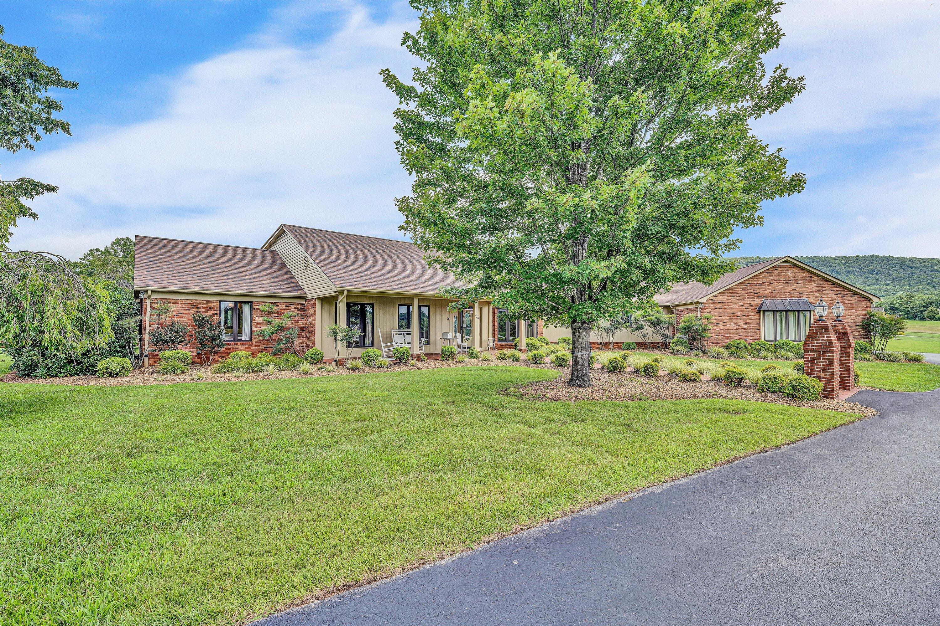 270 Parkside Lane Rocky Mount, VA 24151 - Photo 53 of 55 a front view of a house with garden