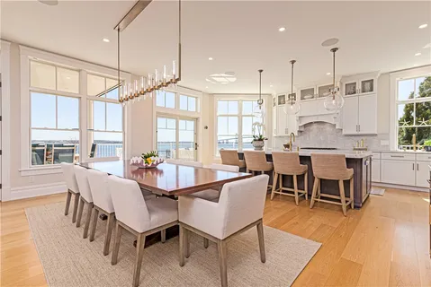 $6,999,000 | 10 Coulter Street, Jamestown, RI 02835